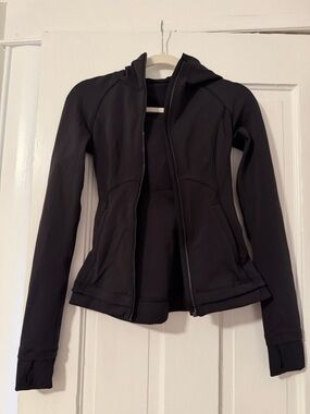 Lululemon “Stopover” Jacket— Flawed